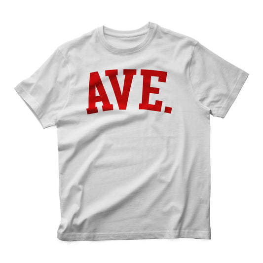 COLLEGIATE AVE TEE (WHITE/RED)