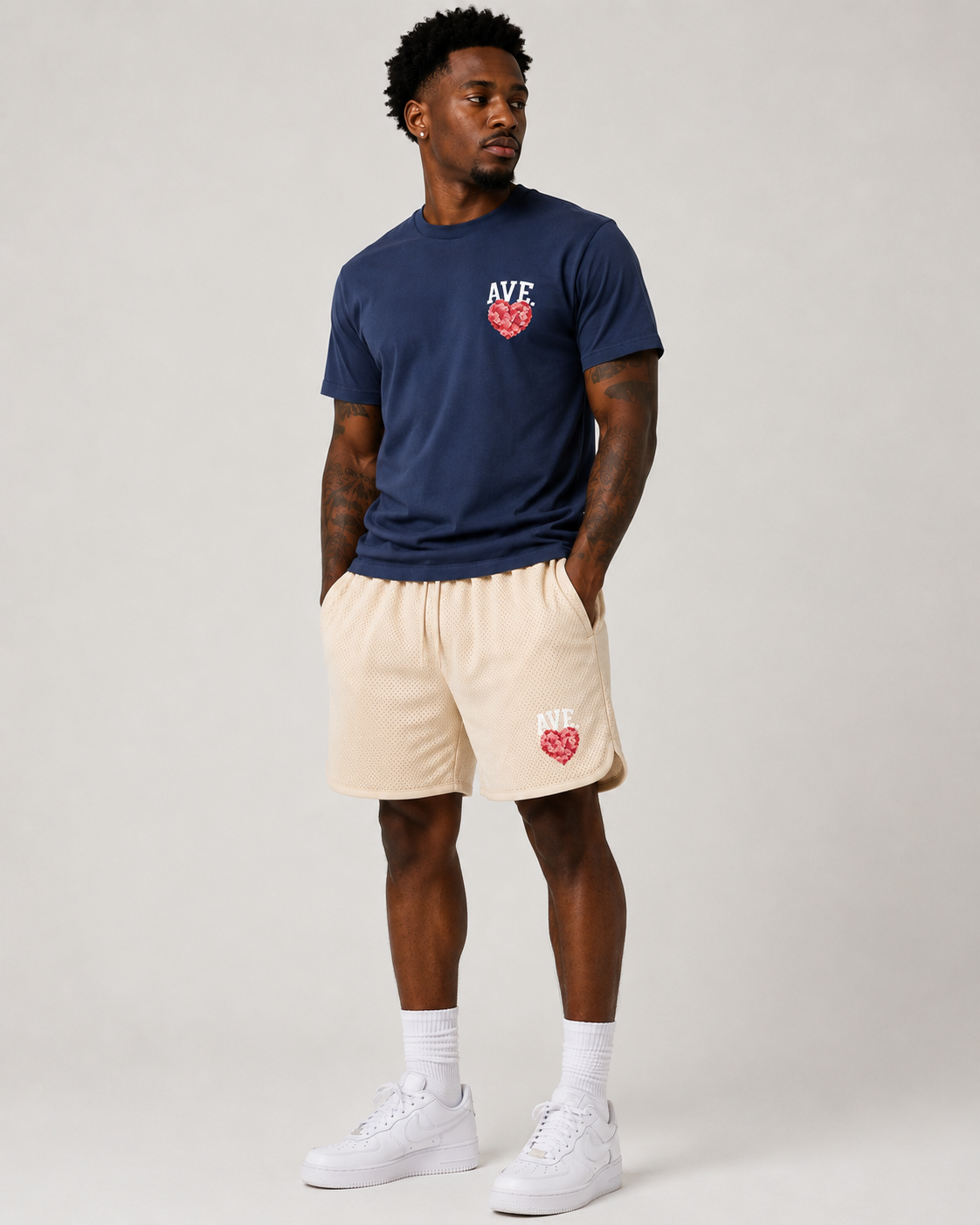 ROSES TEE (NAVY)